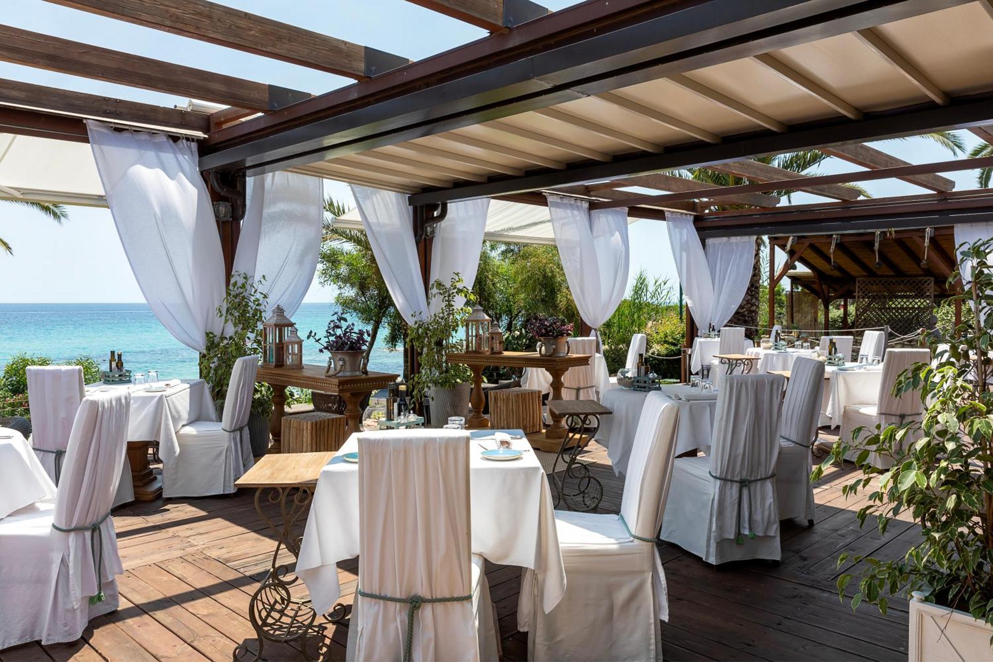 La Villa Del Re - Adults Only - Small Luxury Hotels Of The World Кастиадас Экстерьер фото