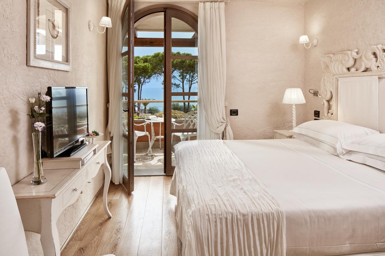 La Villa Del Re - Adults Only - Small Luxury Hotels Of The World Кастиадас Экстерьер фото